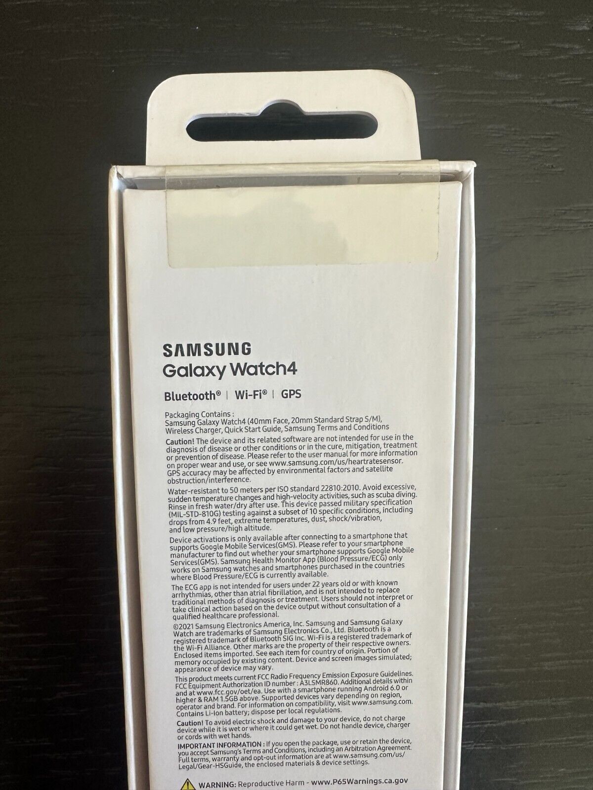 SAMSUNG Galaxy Watch 4 40mm GPS WiFi Bluetooth (Black) (SM-R860) - NEW/SEALED