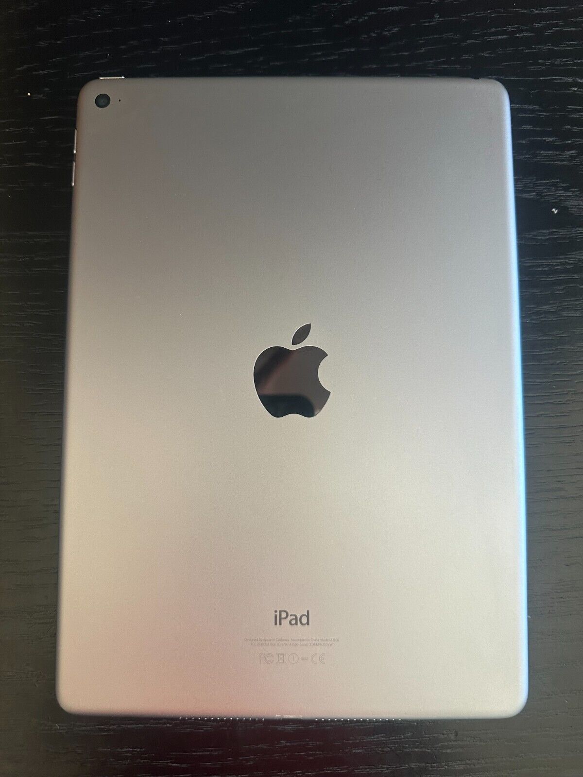 Apple iPad Air 2 9.7", 64GB, WiFi -  Excellent Condition